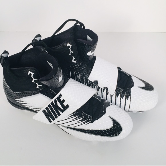 nike strike pro football cleats